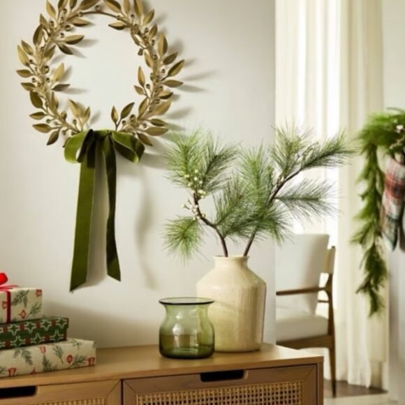 Hearth & Hand with Magnolia 18" Decorative Brass Leaf Bow Wreath Christmas NWT - Picture 2 of 5